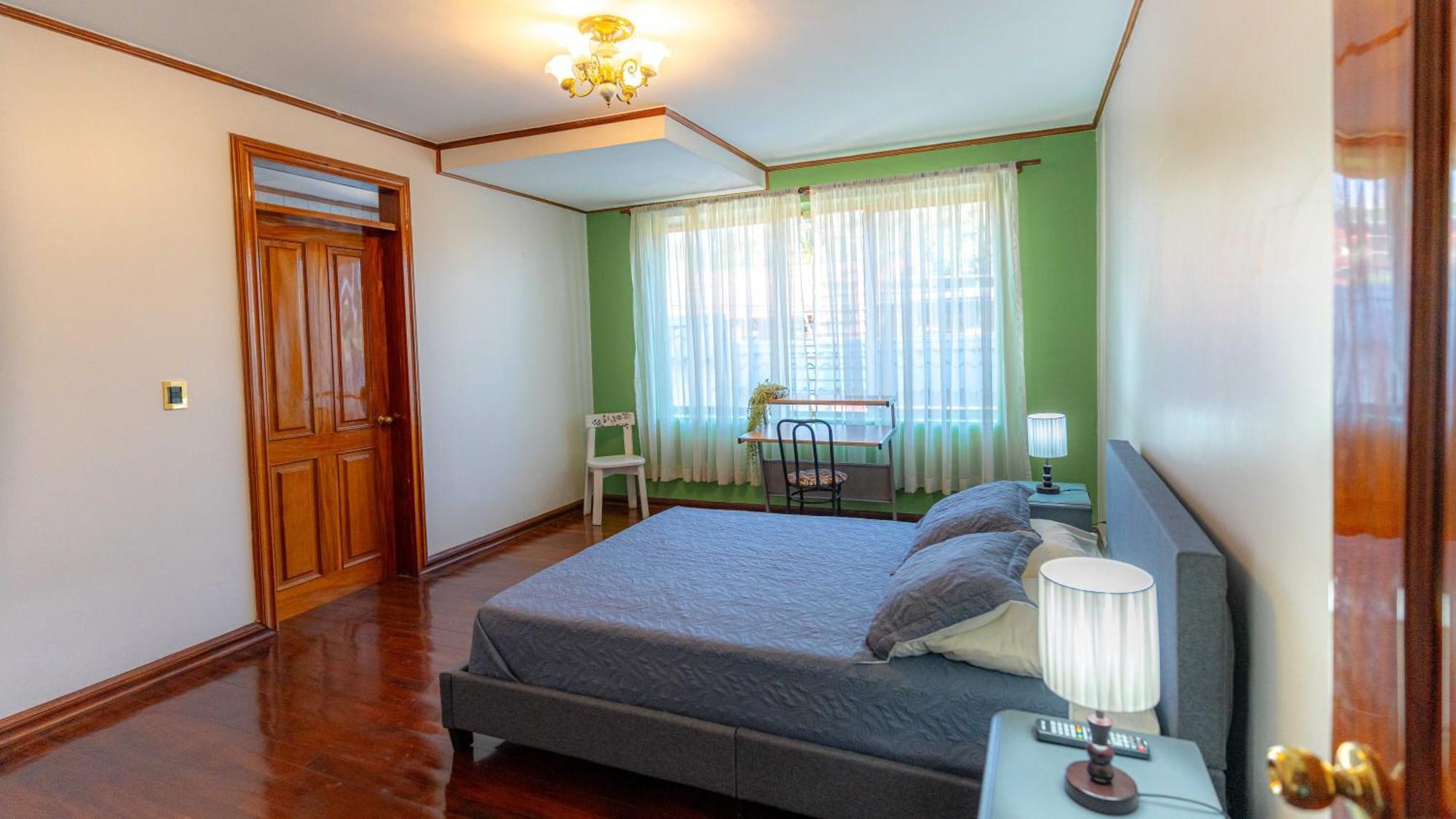 Bed and Breakfast Casa Familiar La Tortuga Heredia Esterno foto